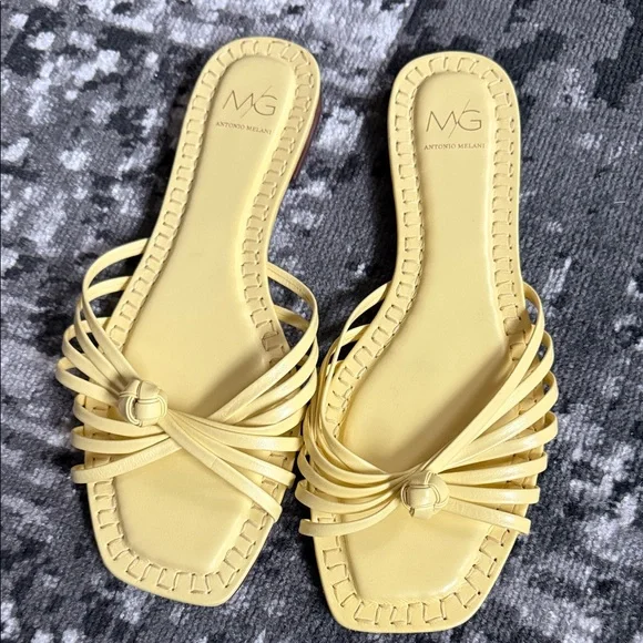 ANTONIO MELANI Yellow Women's Sandals Size 10 - Picture 1 of 5